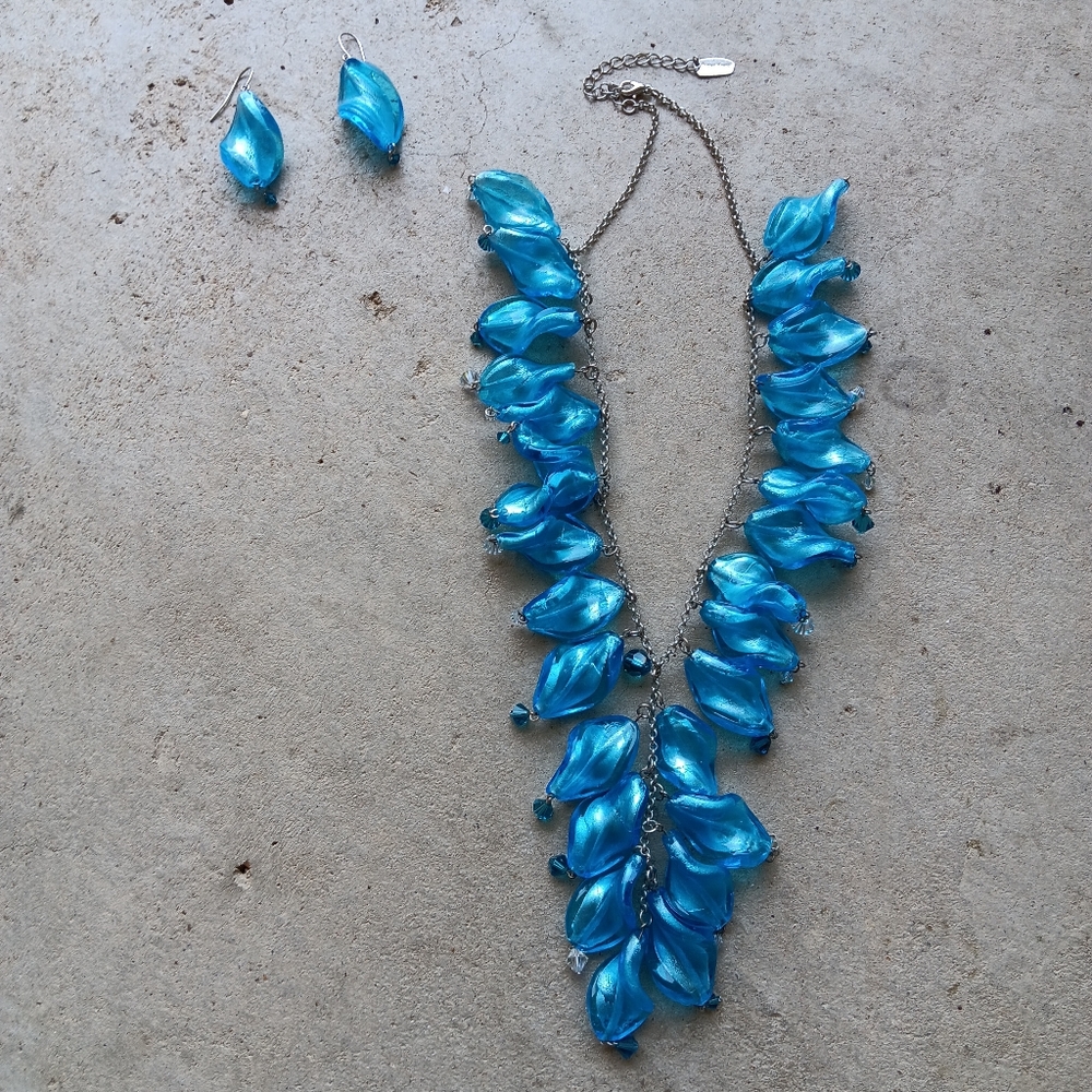 Vintage Y2K Heavy Cascading Glass Necklace with Matching Earrings